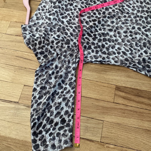 Coldwater Creek Cheetah Boat Neck 3/4 Sleeve Top - Picture 9 of 9